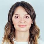 Why Does Eyelid Retraction Occur?